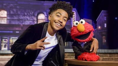 The Not-Too-Late Show with Elmo