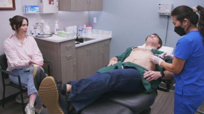 Dr. Pimple Popper: Breaking Out