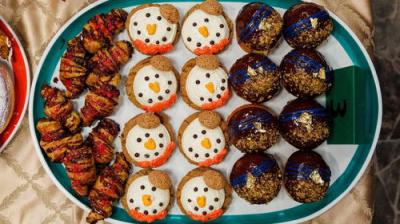 Holiday Baking Championship