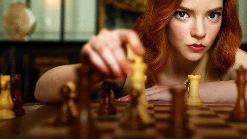 Karalienės Gambitas filmas žiurėti online