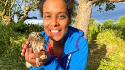 Pia und die wilde Natur