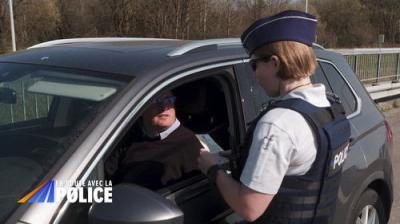 En route avec la police locale