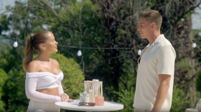 Celebs Go Dating