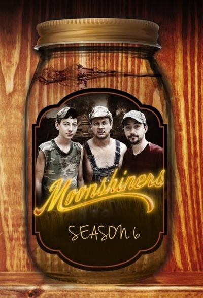Moonshiners filmas online
