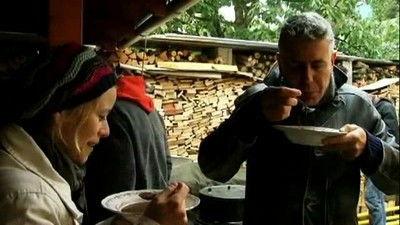 Anthony Bourdain: No Reservations