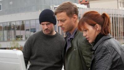Crossing Lines