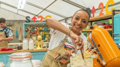 The Great Celebrity Bake Off for Stand Up To Cancer
