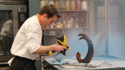 Bake Off: The Professionals