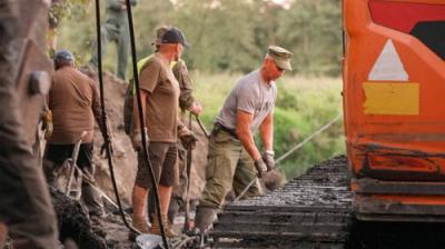 Steel Buddies – Stahlharte Geschäfte