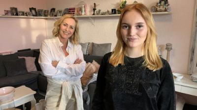 Vier handen op één buik