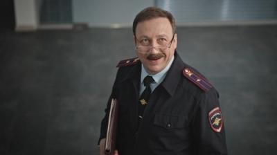 Девушки с Макаровым