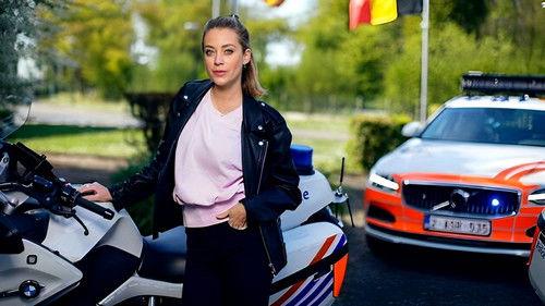 En route avec la police locale filmas žiurėti online