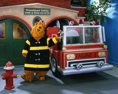 Bear in the Big Blue House