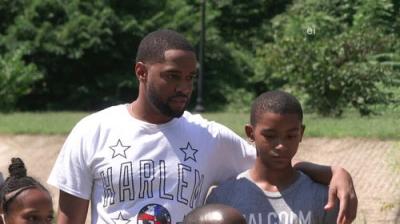 Harlem Globetrotters: Play It Forward
