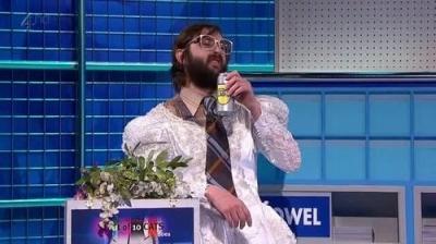 8 Out of 10 Cats Does Countdown