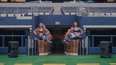 AMERICA'S SWEETHEARTS: Dallas Cowboys Cheerleaders