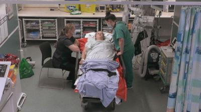 24 Hours in A&E