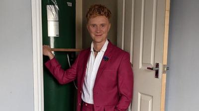 Homes Under the Hammer