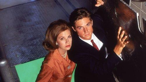 Dark Skies filmas žiurėti online