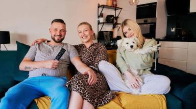 Gogglebox. Przed telewizorem.