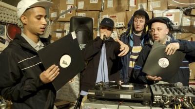 People Just Do Nothing