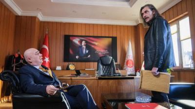 Çekiç ve Gül: Bir Behzat Ç. Hikayesi