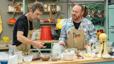 The Great Celebrity Bake Off for Stand Up To Cancer
