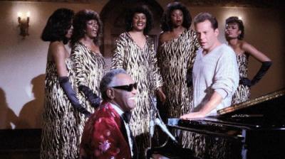 Mėnesienos apšviesti