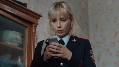 Девушки с Макаровым