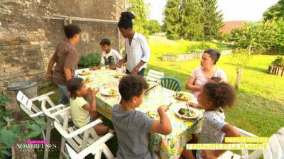 Familles nombreuses : La vie en XXL