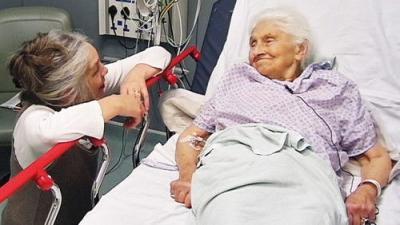 24 Hours in A&E