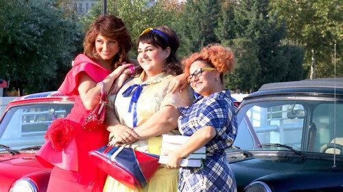 3 bacı filmas žiurėti online