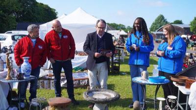 Bargain Hunt