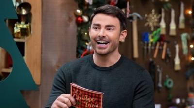 Finding Mr. Christmas