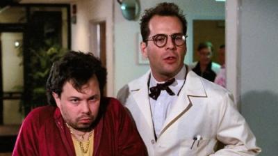 Mėnesienos apšviesti