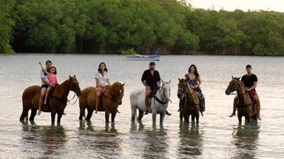 De viaje con los Derbez