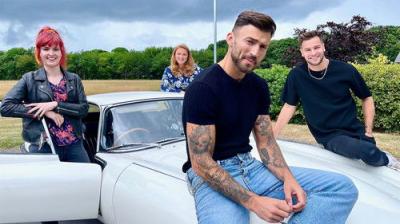 Celebrity Antiques Road Trip