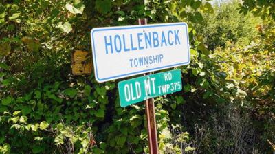 Murder Comes To Town