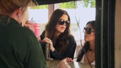Kourtney and Khloé Take Miami