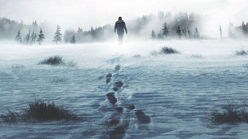 Alone filmas žiurėti online