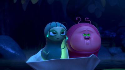 Larva Family