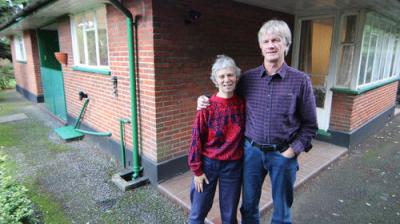 Sarah Beeny's Renovate Don't Relocate