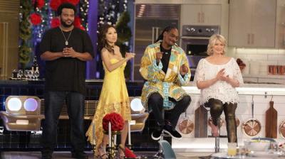 Martha & Snoop's Potluck Dinner Party