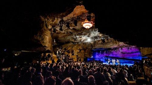 Bluegrass Underground filmas žiurėti online