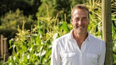 Ben Fogle: New Lives in the Wild