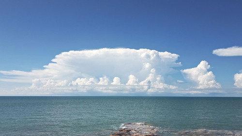 Extraordinaires nuages filmas žiurėti online