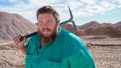 Outback Opal Hunters