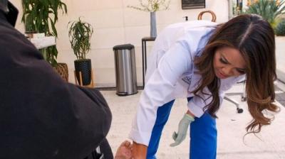 Dr. Pimple Popper