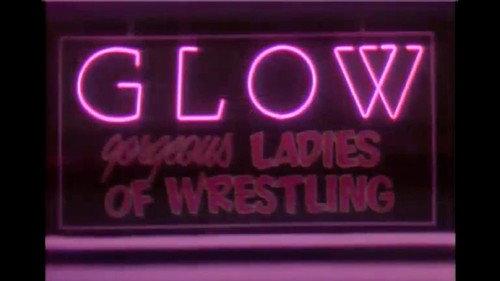 GLOW: Gorgeous Ladies of Wrestling filmas žiurėti online