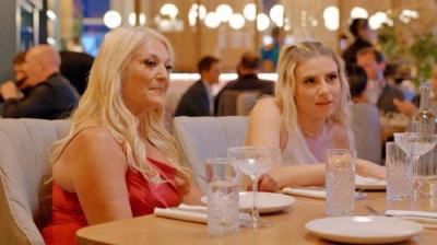 Celebs Go Dating